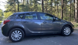 Bezwypadkowy bezkolizyjny Opel Astra J